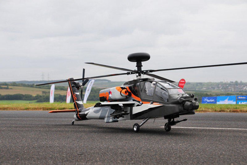 Apache AH 64 D Longbow Image 3